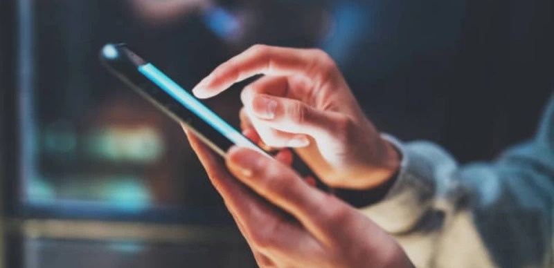 Почему смартфон стал быстро разряжаться и как это исправить