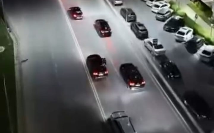 Свадебный кортеж устроил хаос на дорогах Шымкента