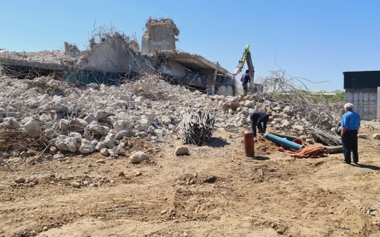 Долгострой у озера Сайран в Алматы снесли: что происходит на участке