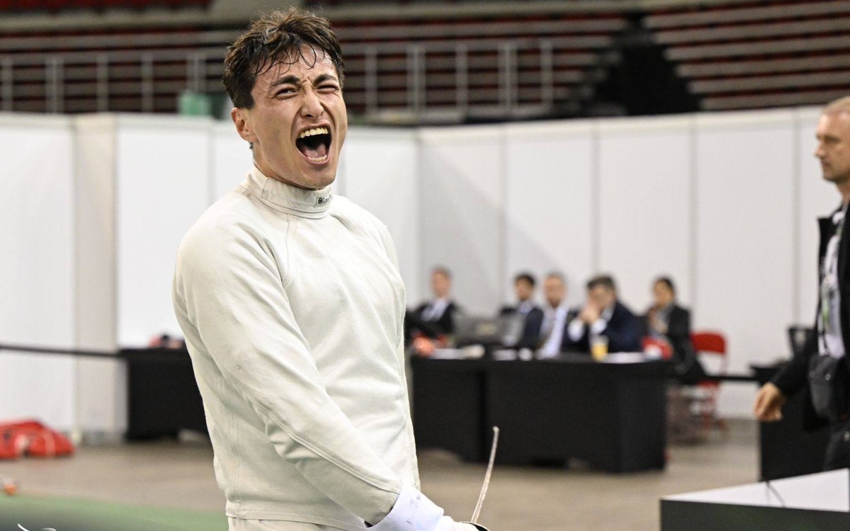 Спортсмен сборной Казахстана по фехтованию стал финалистом Гран-при в Венгрии