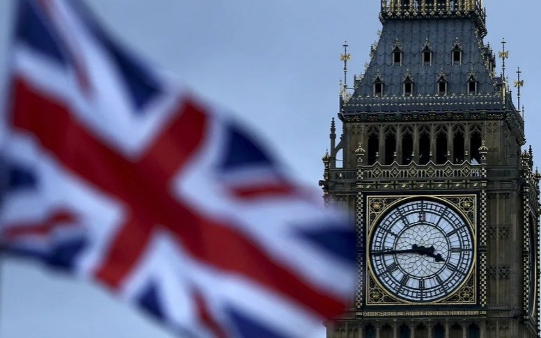 Великобритания за год может потерять до 250 тысяч рабочих мест