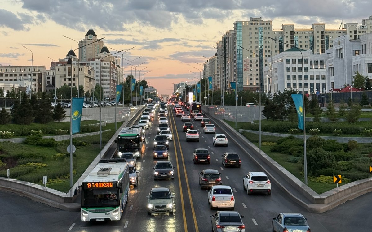 ИИ-систему для выявления новых нарушений ПДД тестируют в Астане