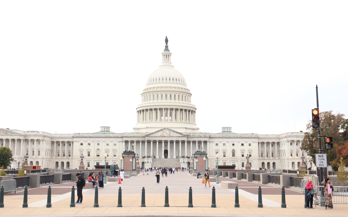 Продолжение войны в Иране: Трамп ожидает решения Конгресса