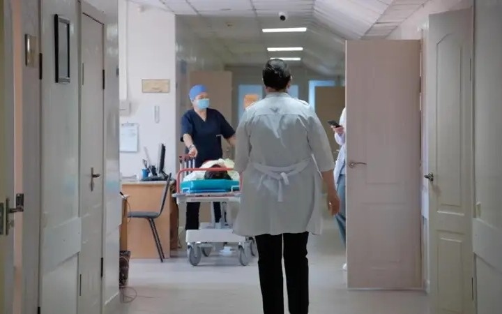 В СКО просят решить проблему с детским нейрохирургом