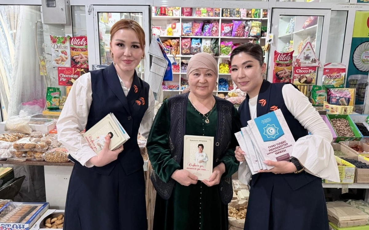 Библиотеки-Туркестана-раздали-120-книг-бесплатно