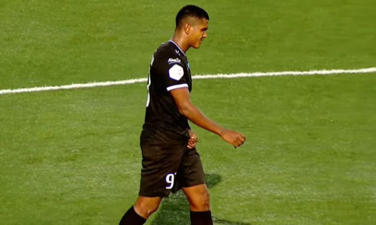 «Алтай» и «Женис» сыграли вничью в матче КПЛ