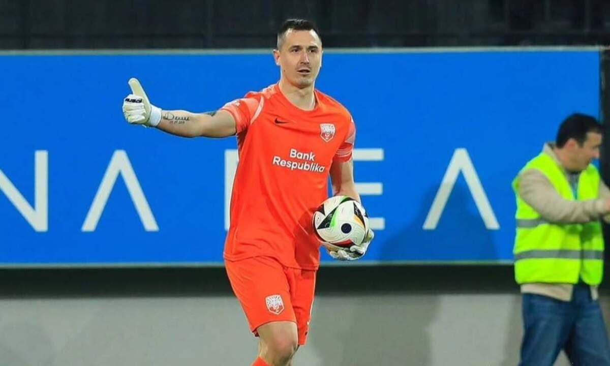 «Сабах» обыграл «Карван» и приблизился к чемпионству