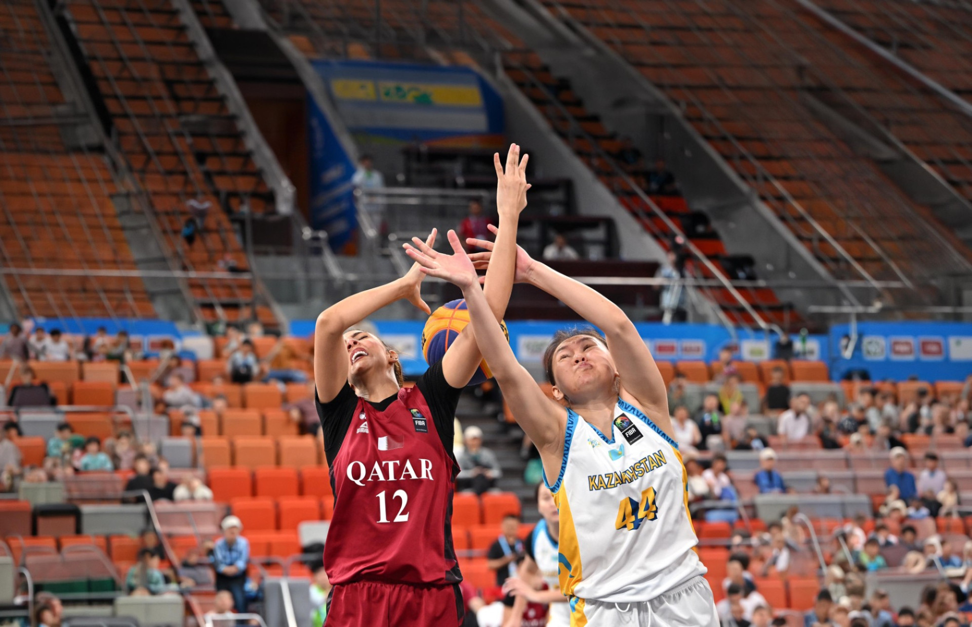 Казахстан вышел в четвертьфинал Азиатских пляжных игр