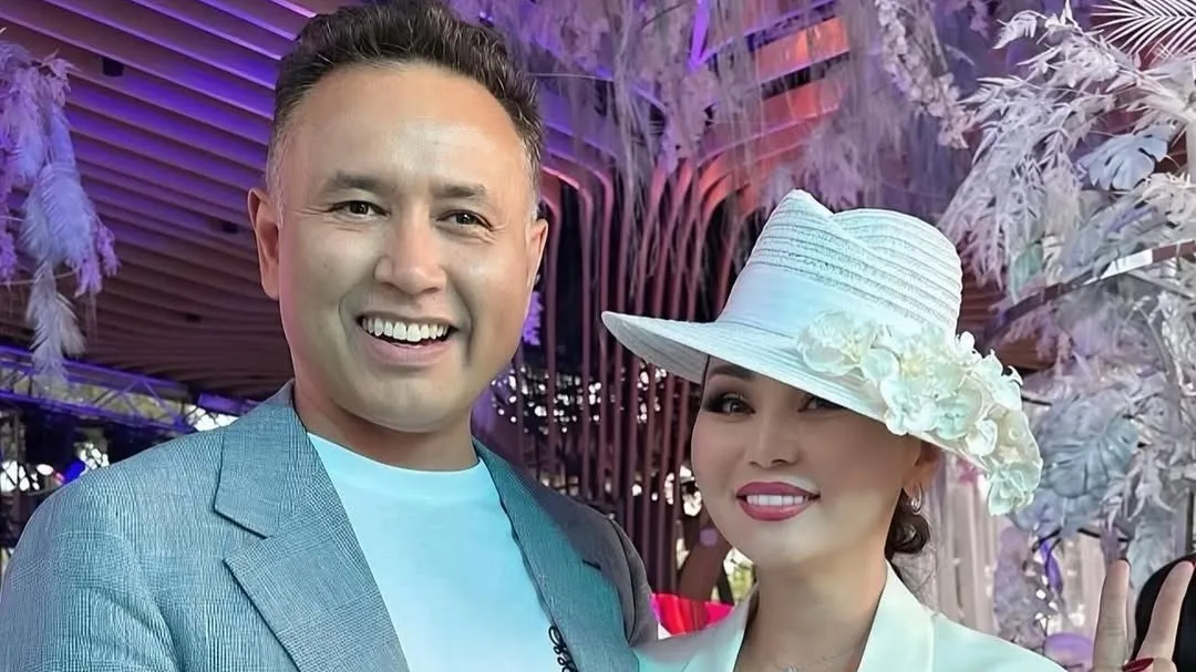 Турсен Алагузов признался Баян Алагузовой в любви