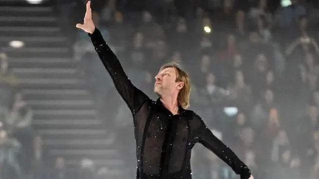 Евгений Плющенко позвал сына на личную встречу