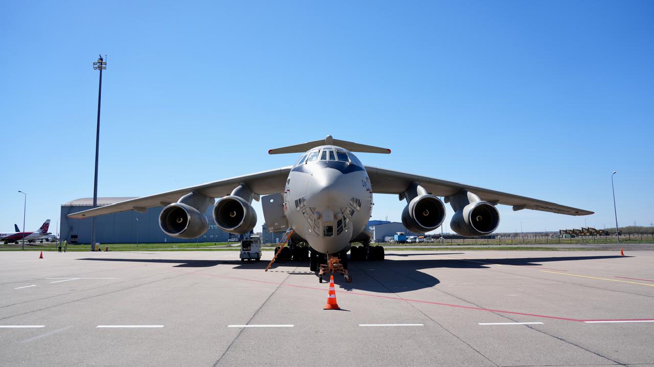 МЧС Казахстана изучает обновление авиационного парка