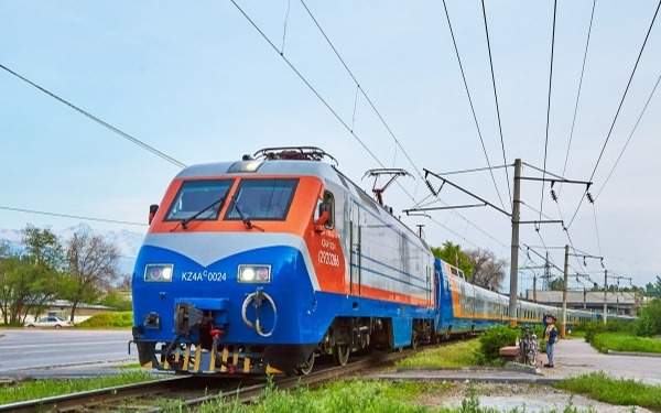 КТЖ сообщила о снижении ДТП на переездах на 30%