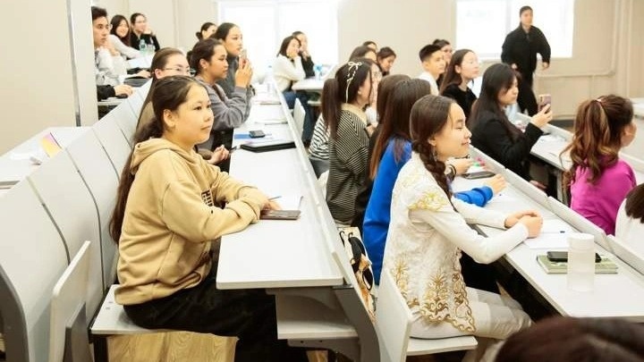 Казахстан привлек 22 млрд тенге от иностранных студентов