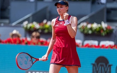 Елена Рыбакина вышла в третий круг турнира в Риме