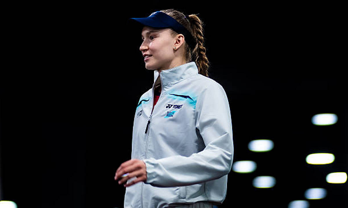 Елена Рыбакина возглавила чемпионскую гонку WTA