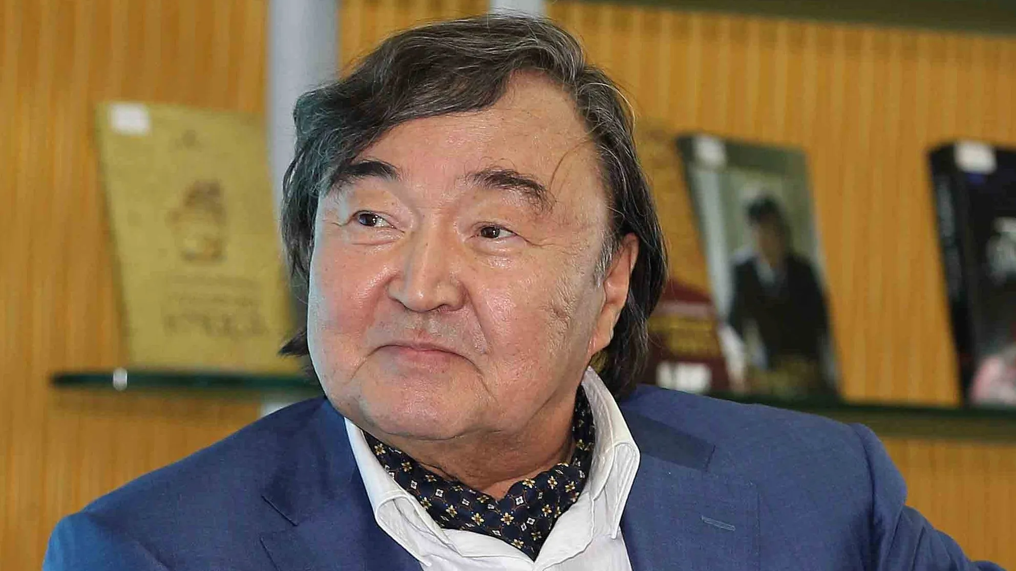 Олжас Сулейменов отмечает 90-летие