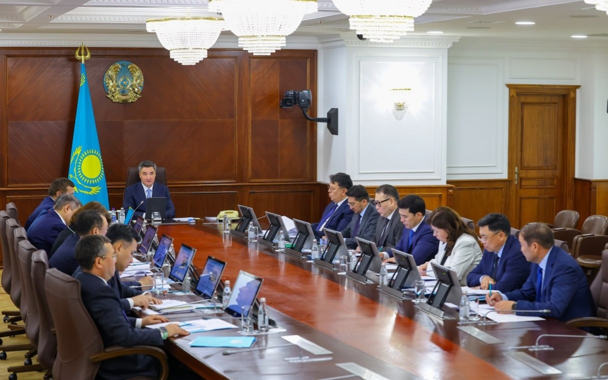 Бектенов поручил подготовить лагеря к концу недели