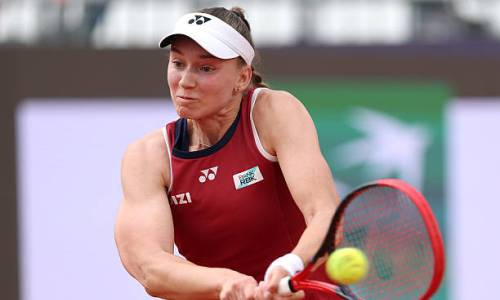 Елена Рыбакина вышла в 1/8 финала в Риме