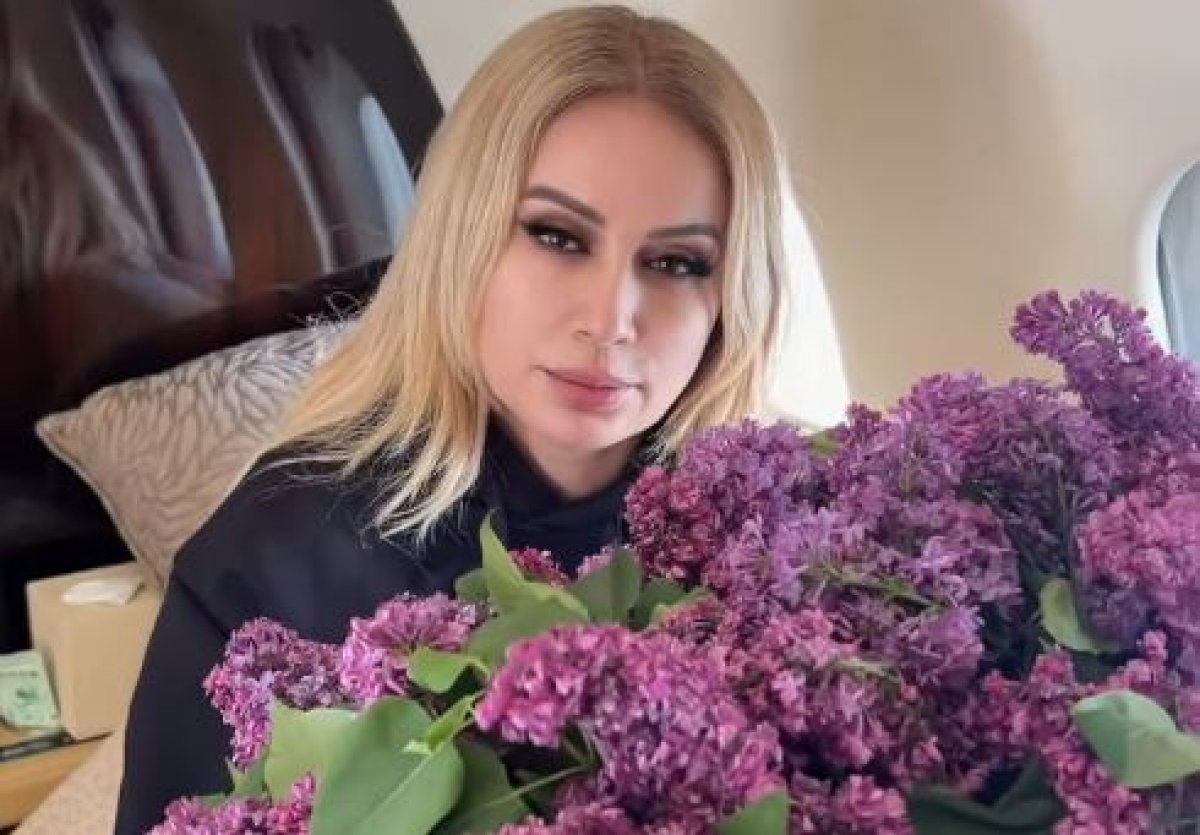Роза Зергерли перенесла тур по Казахстану на осень