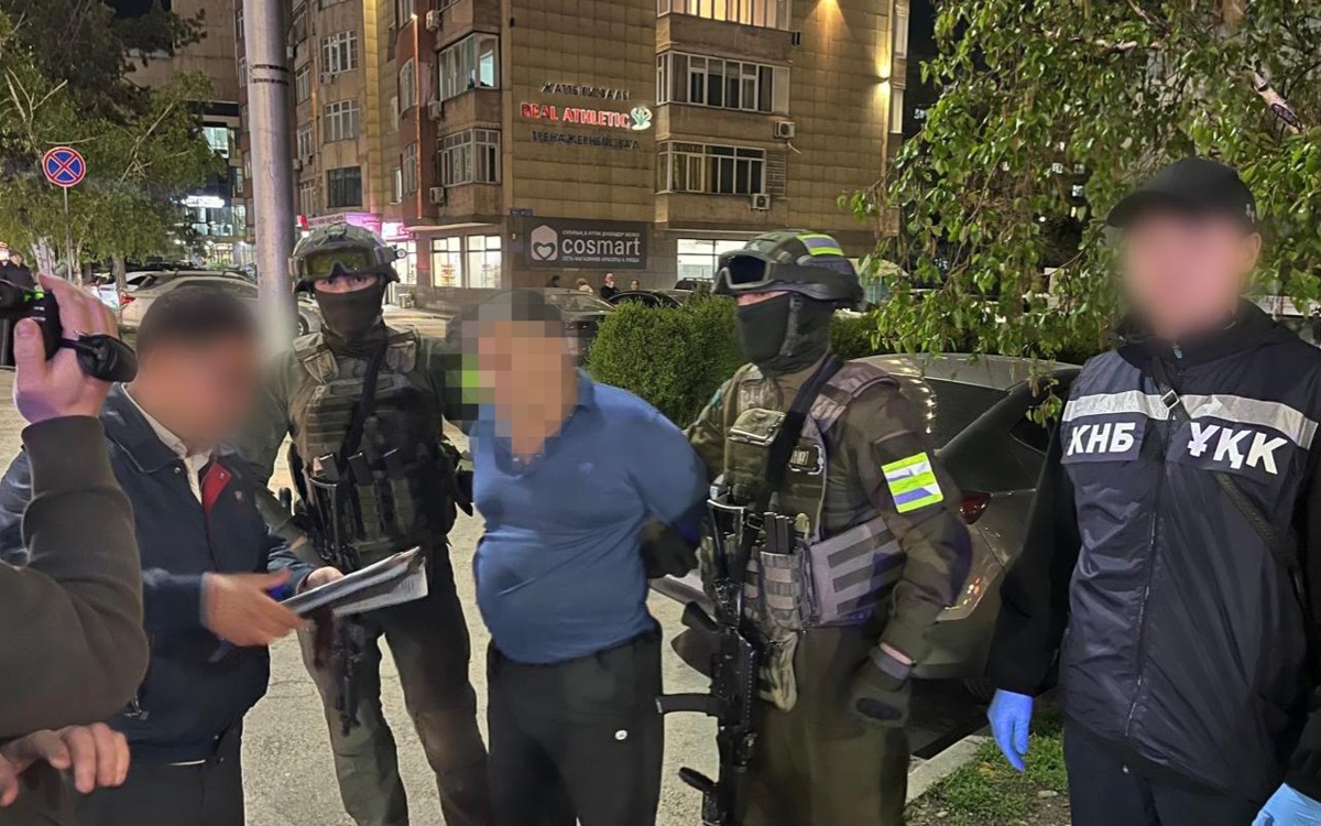КНБ Казахстана задержал 26 человек по делу о наркотиках