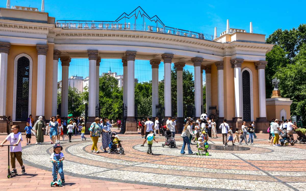 Акимат Алматы вернул 5 гектаров земли в Центральном парке
