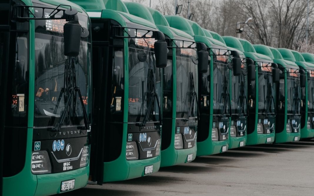 В Алматы изменили схемы движения нескольких автобусов