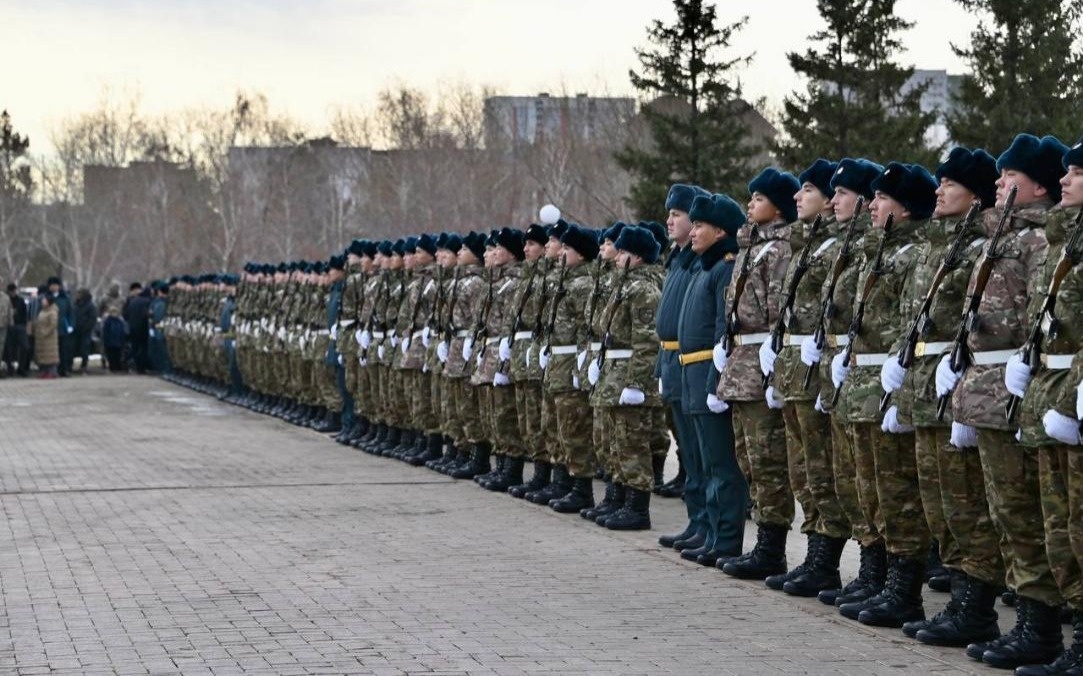 Inform.kz опубликовал блиц-опрос о службе в армии