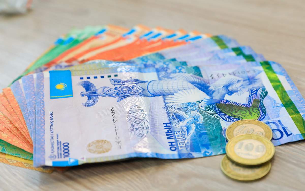 ФК «Қыран» задолжал 101,2 млн тенге 44 сотрудникам