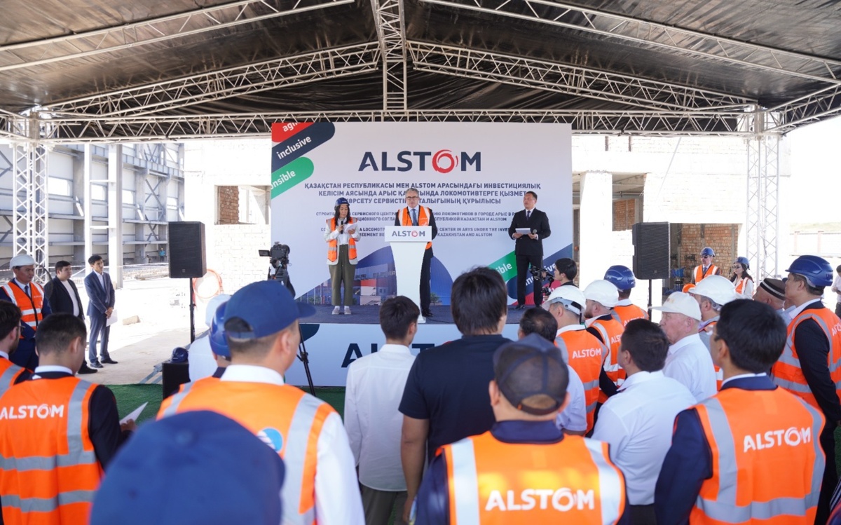Alstom строит сервисное депо для электровозов в Арыси