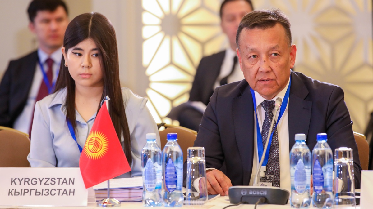 Кыргызстан поддержал единое транзитное разрешение ТРАСЕКА