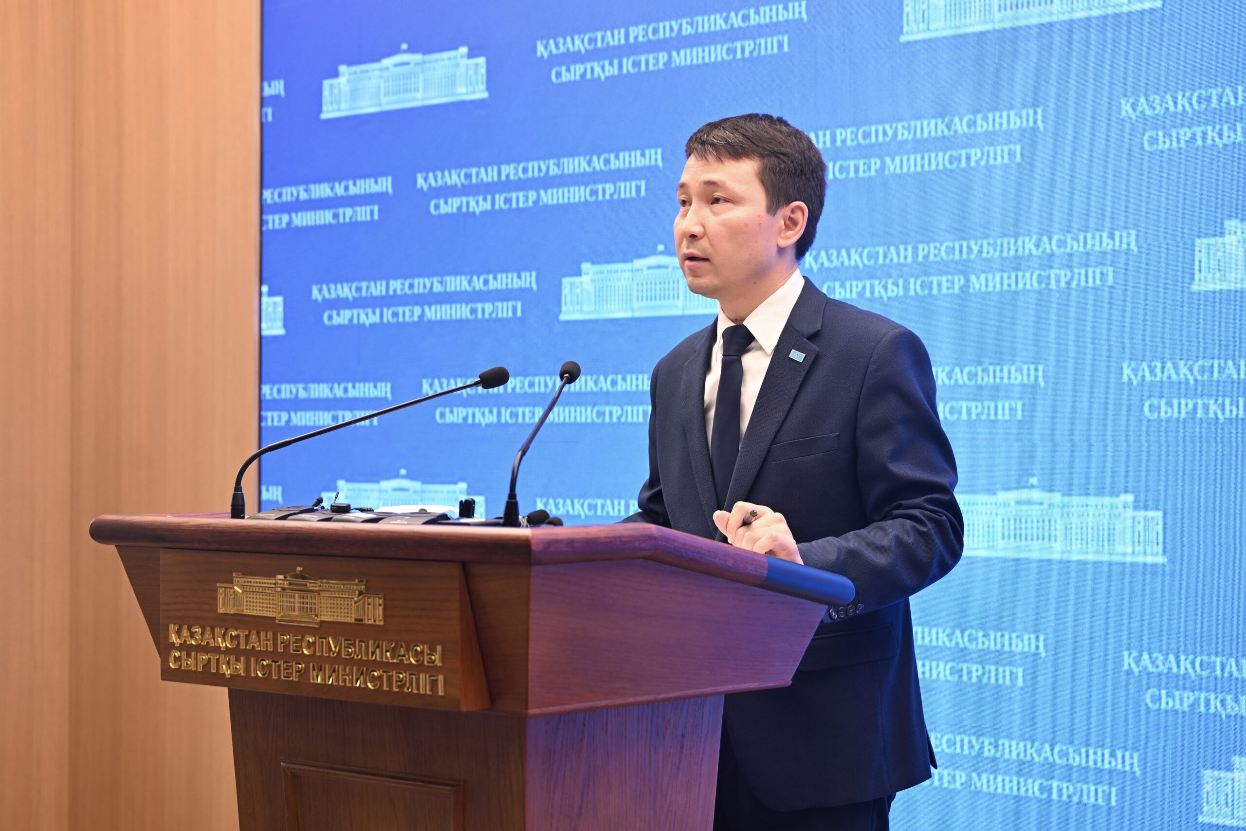 МИД Казахстана сообщил о визитах и новых авиарейсах