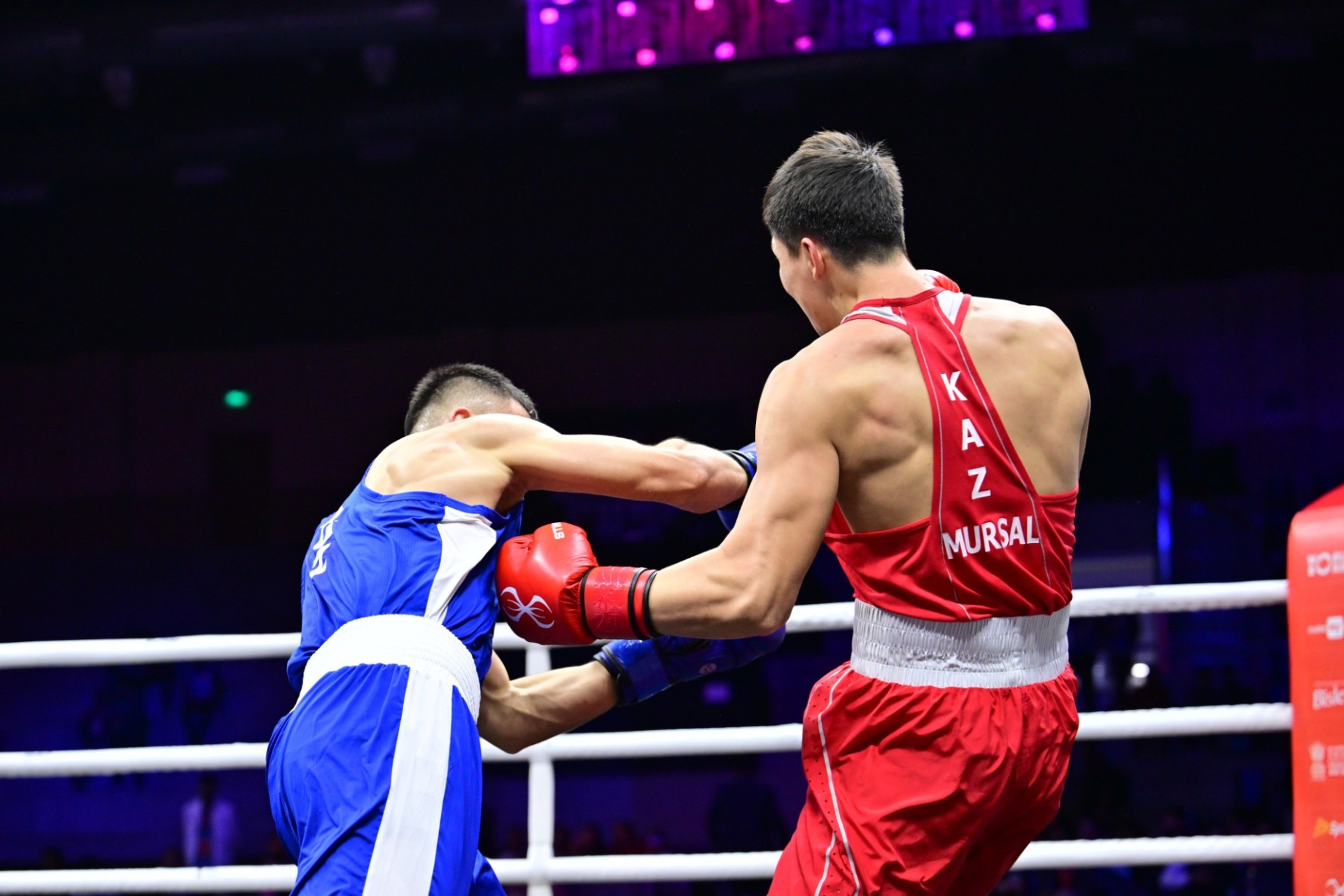 Казахстан объявил состав на чемпионат Азии по боксу
