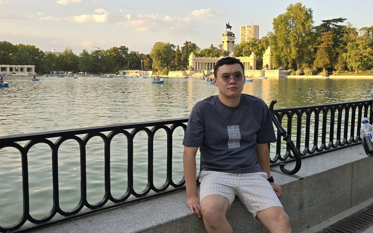 Казахстанец получил ВНЖ в Испании по Digital Nomad