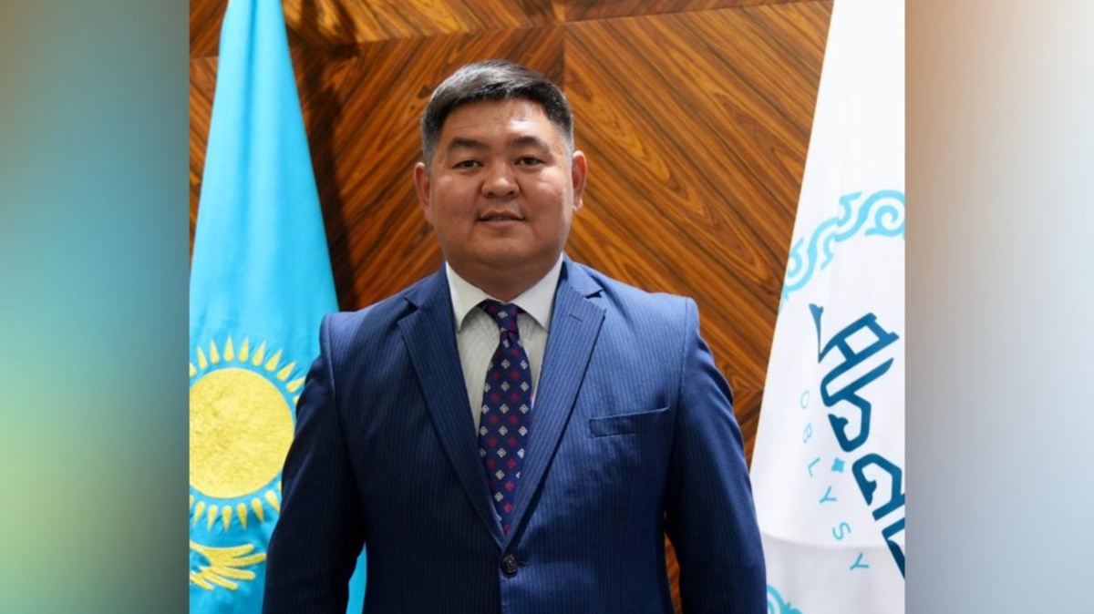 Нового руководителя аппарата акима назначили в Семее