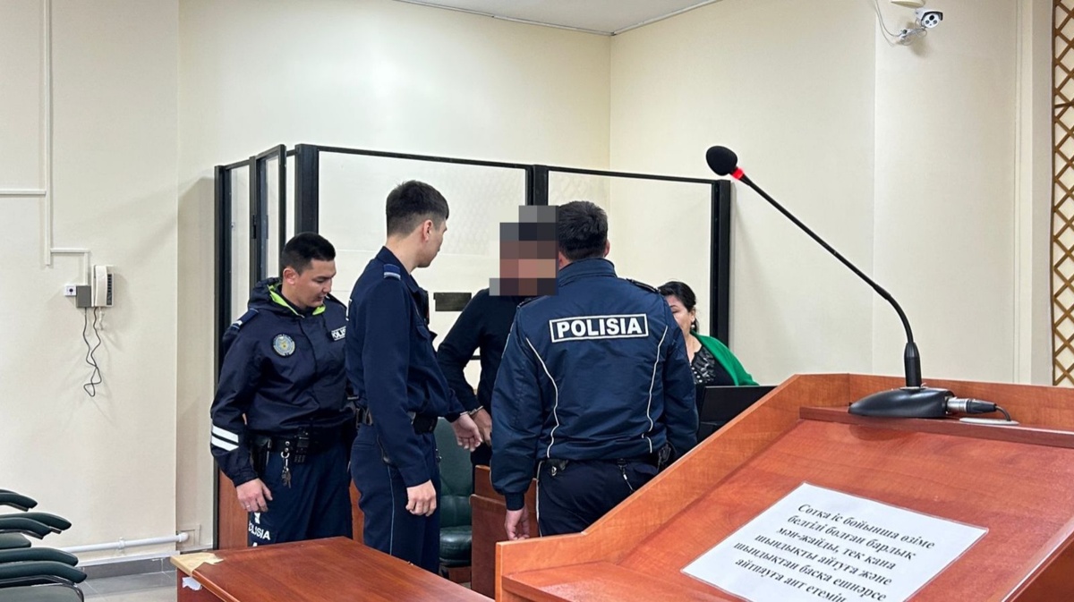 Суд приговорил экс-чиновника Актобе к трем годам