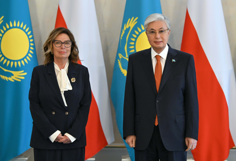 Токаев принял Маршала Сената Польши в Акорде