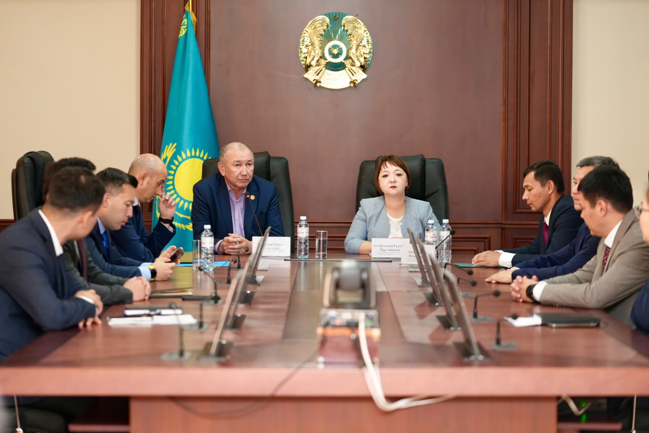 Минэнерго провело встречу о реформах и Конституции