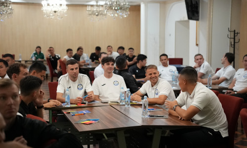 В Астане завершился семинар для арбитров лиг