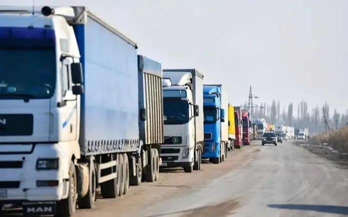 Казахстан приостановил систему транспортных документов