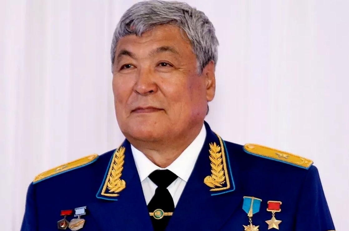Токтару Аубакирову исполнилось 80 лет