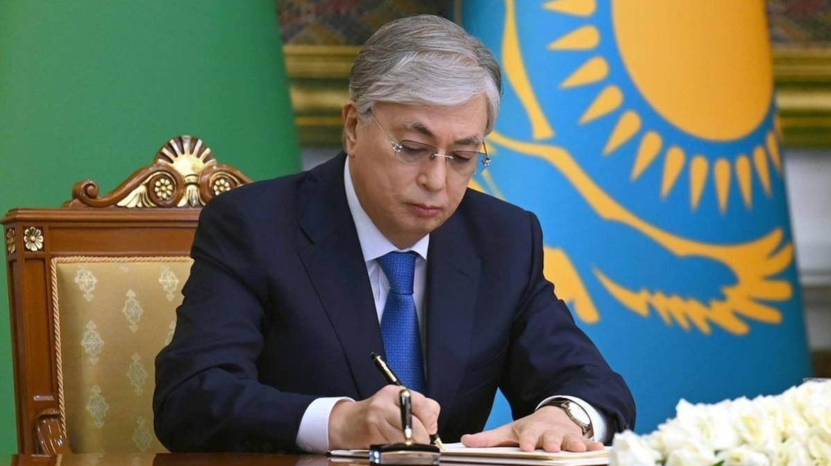 Президент Казахстана подписал закон о суррогатном материнстве
