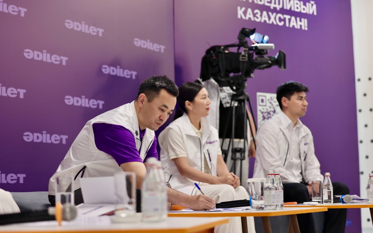 «Әділет» провела встречи с нефтяниками и молодежью в Жанаозене