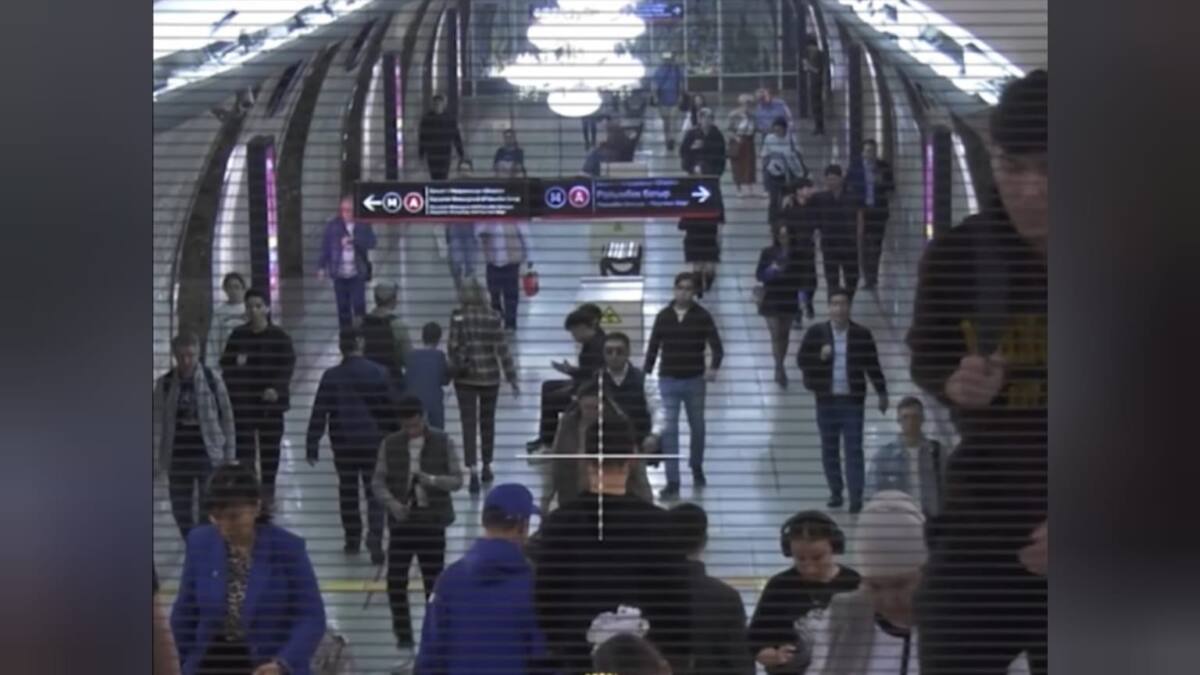 Полиция изъяла 310 запрещенных предметов в метро Алматы