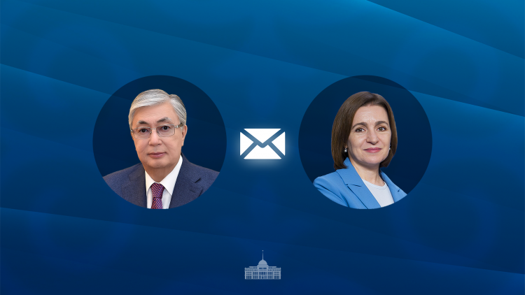 Токаев поздравил Санду с Днем независимости Молдовы
