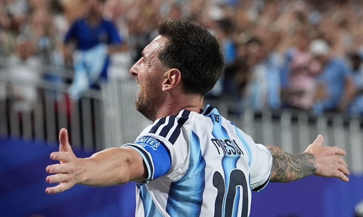 Шалимов поддержал уход Месси из сборной Аргентины