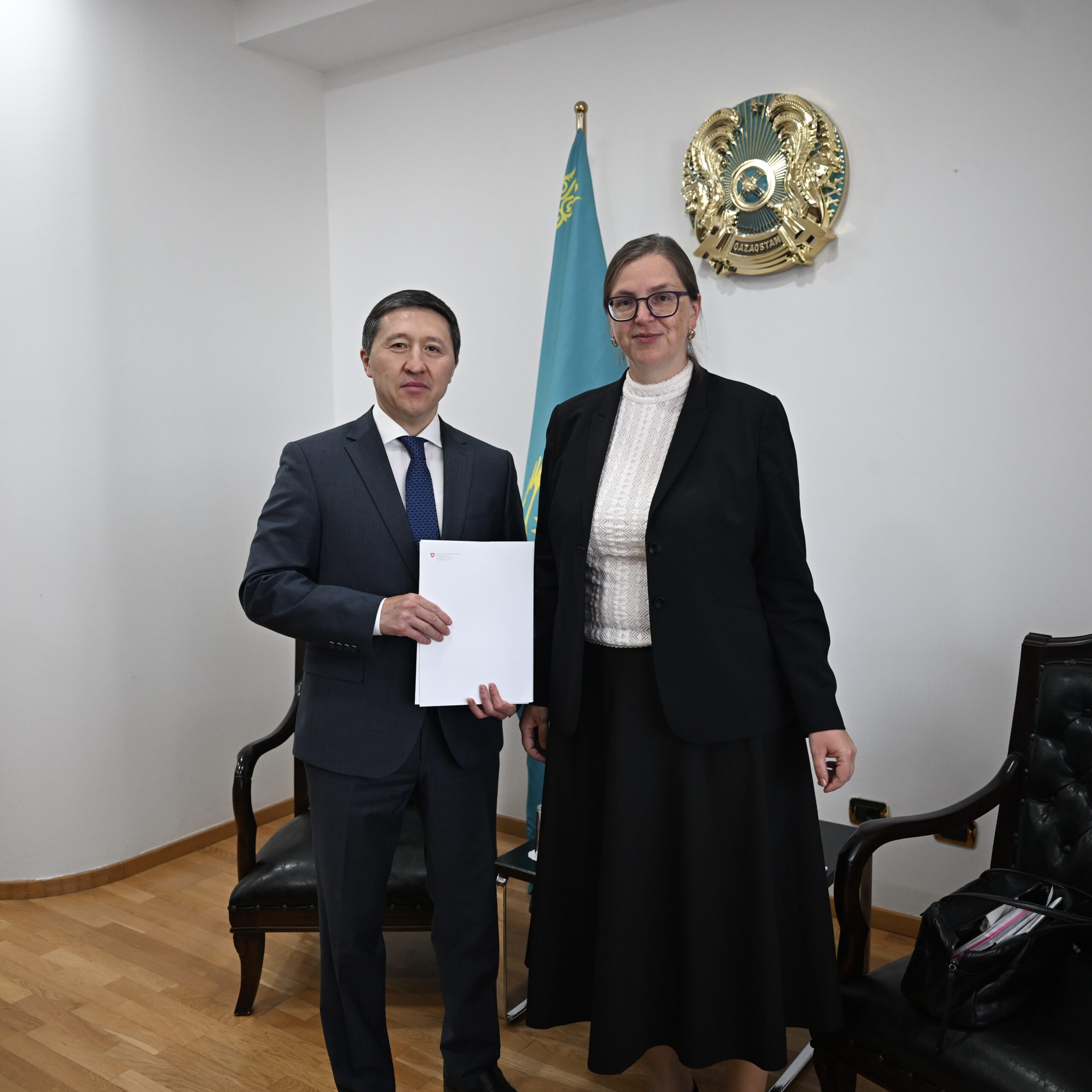 Посол Швейцарии вручила грамоты в МИД Казахстана