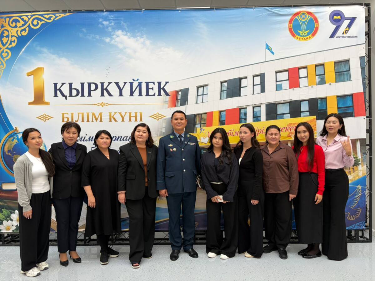 Комитет посетил школу №97 с правовыми проектами