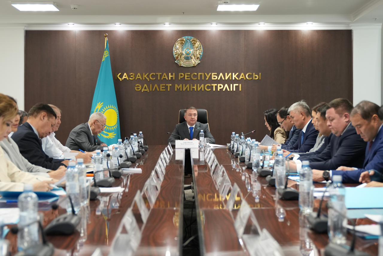 Минюст РК обсудил разработку новых УК и УПК