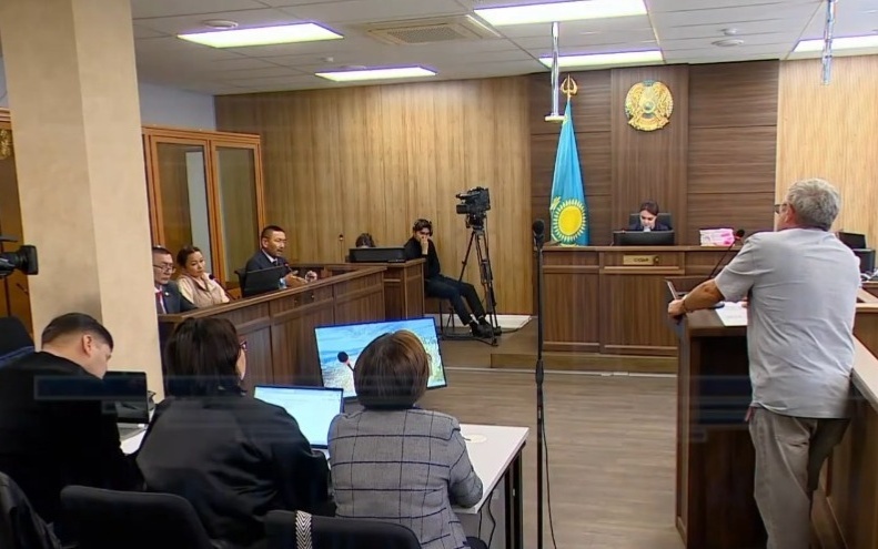 Альпинист заявил о неполном осмотре фасада в Астане