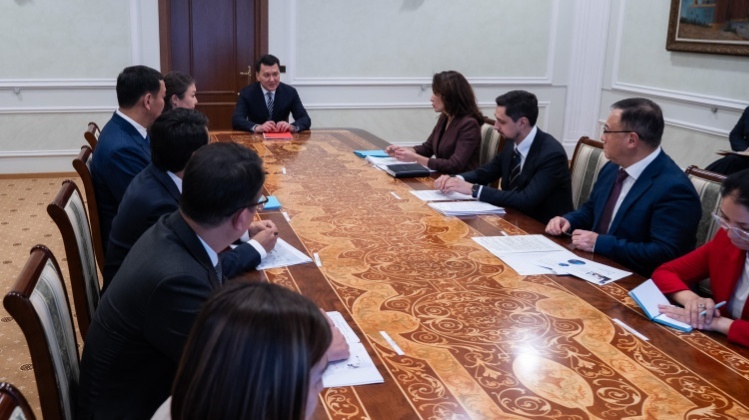 Ерлан Карин поручил улучшить контакт-центры регионов